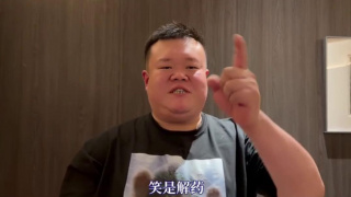 娇妻被黑人夹成了三明治